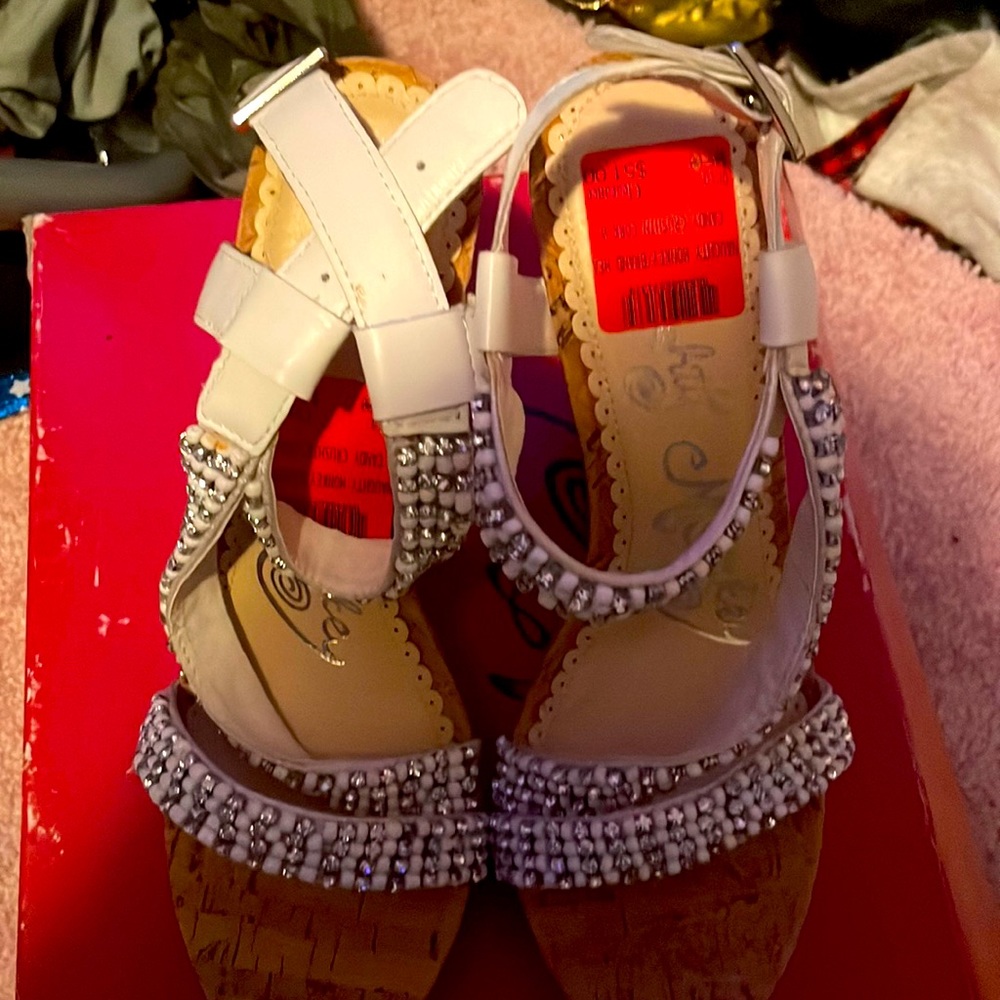 Hard to find white Naughty Monkey candy crushin wedges